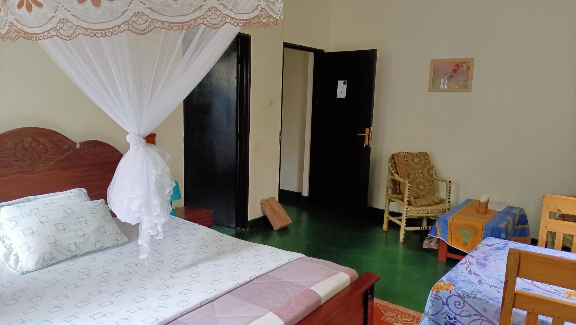 Colibri Taverne & Guest House Gisenyi Zimmer foto