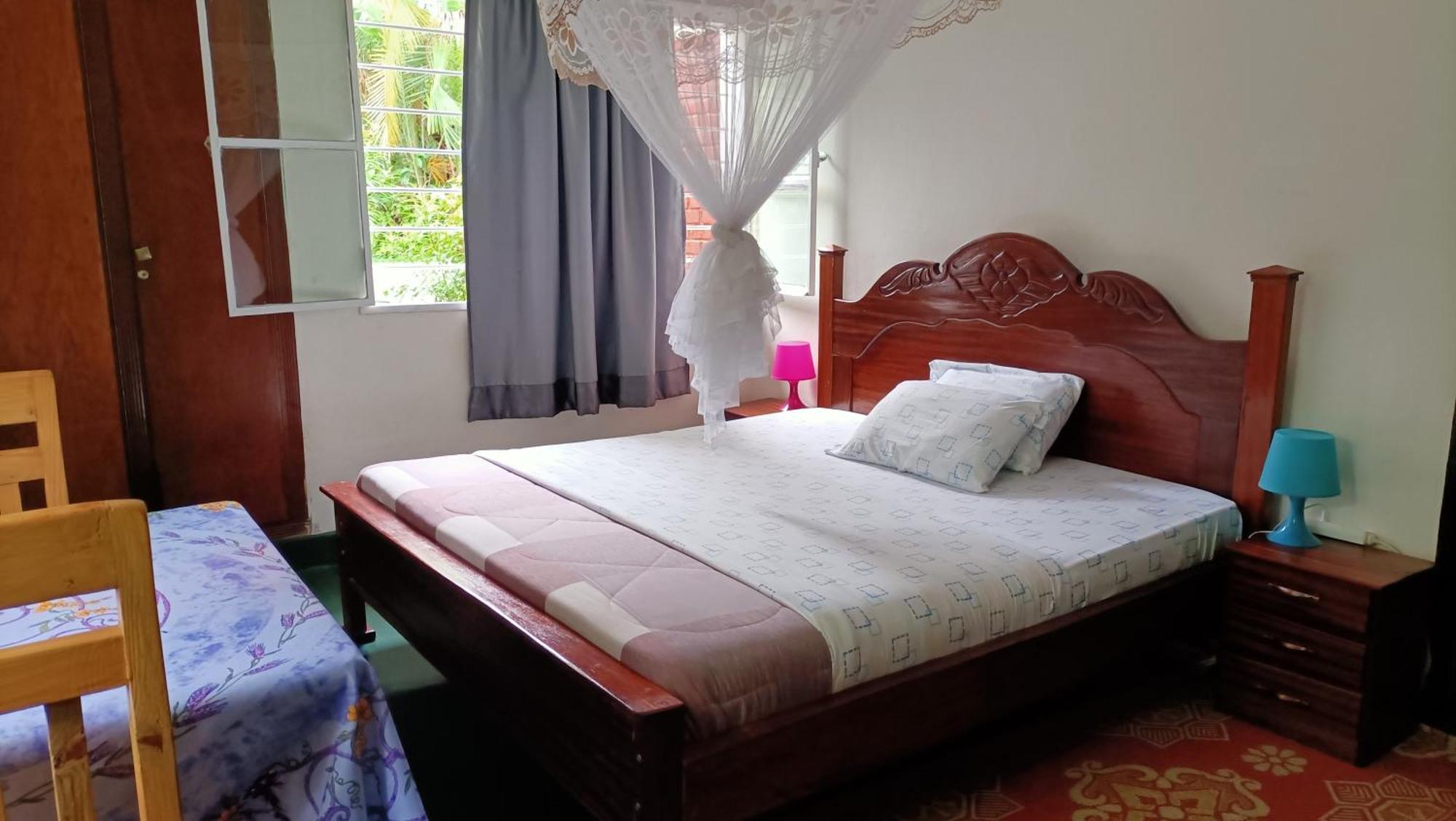 Colibri Taverne & Guest House Gisenyi Zimmer foto